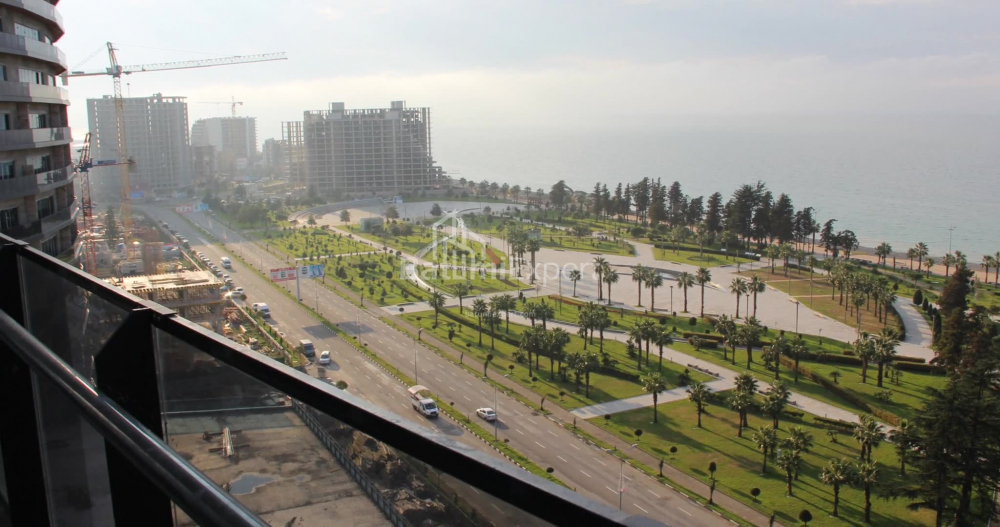 Пәтер 75.86 м² - Лех және Мария Качинский, Batumi, Грузия
