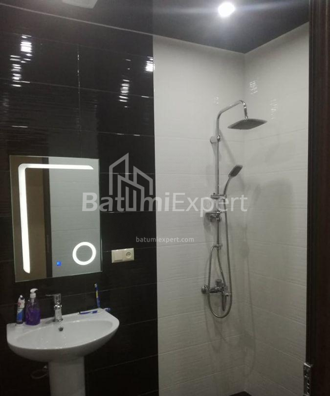 Пәтер 68 м² - Дэвид Агмашенебли, Batumi, Грузия