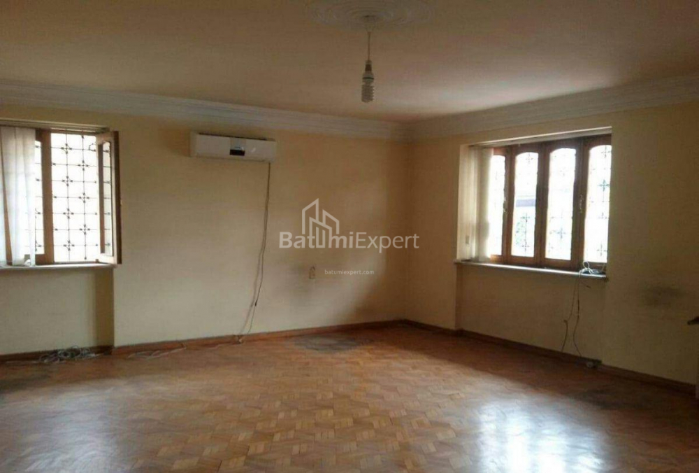 Пәтер 92 м² - 26 мамыр, Batumi, Грузия