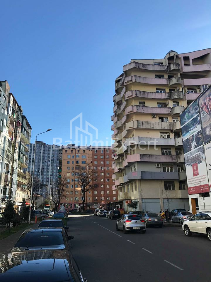 Пәтер 380 м² - Зураба Горгиладзе, Batumi, Грузия