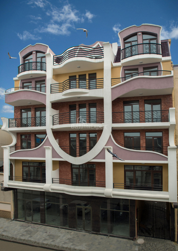 Пәтер 60.8 м² - Исрафила Джинчарадзе, Batumi, Грузия