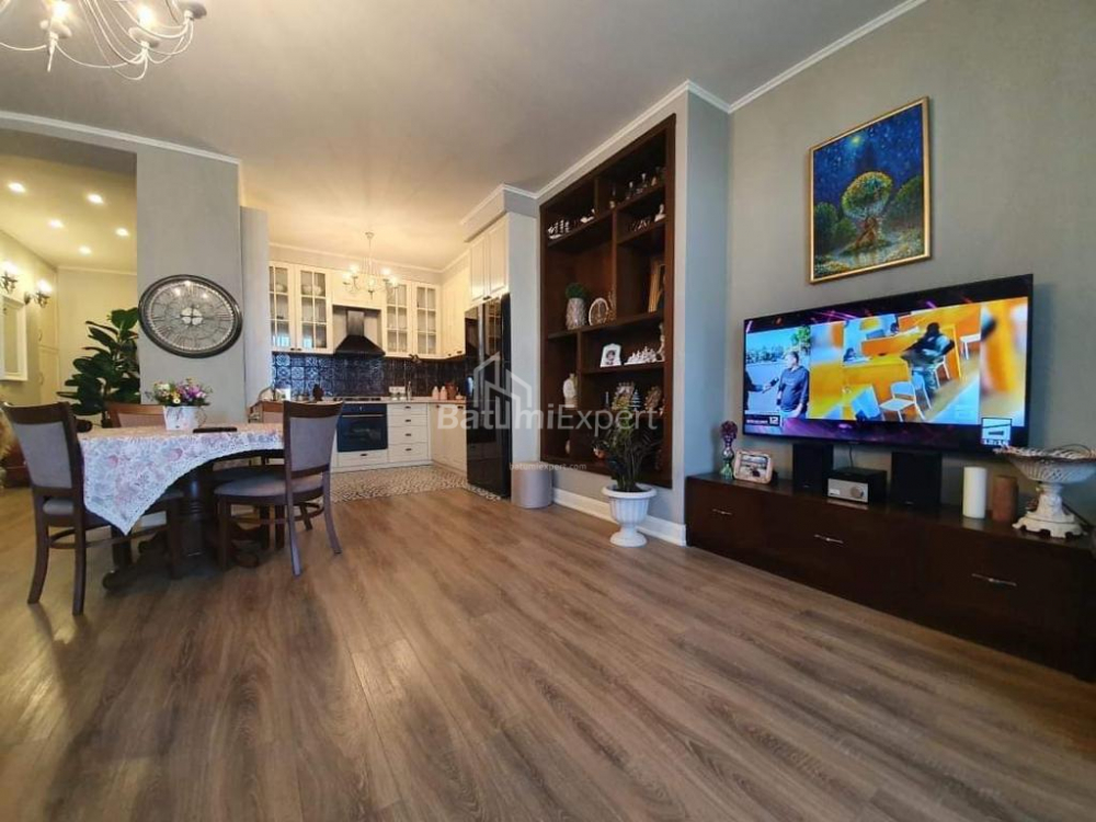Пәтер 96 м² - Вахтанг Горгасали, Batumi, Грузия