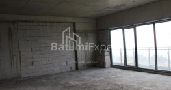 Пәтер 75.86 м² - Лех және Мария Качинский, Batumi, Грузия