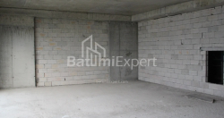 Пәтер 75.86 м² - Лех және Мария Качинский, Batumi, Грузия