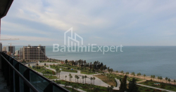 Пәтер 75.86 м² - Лех және Мария Качинский, Batumi, Грузия