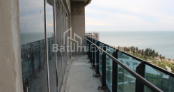 Пәтер 75.89 м² - Лех және Мария Качинский, Batumi, Грузия