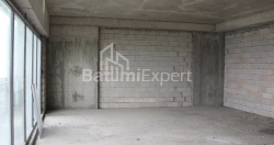 Пәтер 2-комн 75.9 m² - Лех және Мария Качинский, Batumi