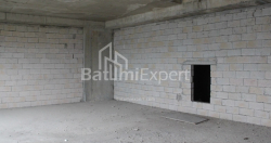 Пәтер 2-комн 76.1 m² - Лех және Мария Качинский, Batumi