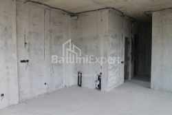 Тұрғызылып жатқан объект 74.8 м² - Лех және Мария Качинский, Batumi, Грузия