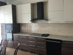 Пәтер 3-комн 86 m² - Джордж Брцкинвале, Batumi