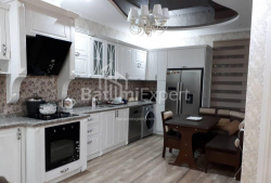 Пәтер 4-комн 105 m² - Юрьевская, Batumi