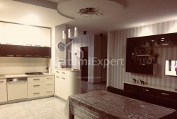 Пәтер 6-комн 153 m² - Вахтанг Горгасали, Batumi