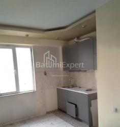 Пәтер 3-комн 40 m² - Юрьевская, Batumi