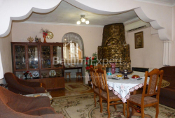 Пәтер 5-комн 290 m² - Константин Маржанишвили, Batumi