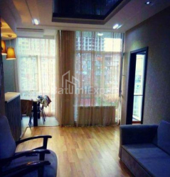 Пәтер 3-комн 70 m² - Юрьевская, Batumi
