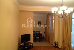 Пәтер 4-комн 100 m² - Юрьевская, Batumi