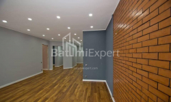 Пәтер 4-комн 112 m² - Нико Пиросмани, Batumi