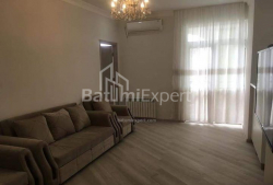 Пәтер 3-комн 80 m² - Юрьевская, Batumi