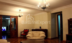Пәтер 140 м² - Король Парнаваз, Batumi, Грузия