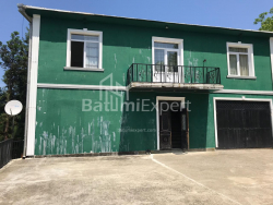 Жеке үй 6-комн 2255 m² - Ағмашенебелі, Chakvi
