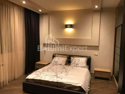 Жеке үй 10-комн 1000 m² - Петр Ибери, Gonio