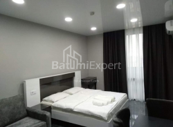 Пәтер 1-комн 35.7 m² - Батырлар аллеясы, Batumi