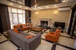 Жеке үй 500 м² - Петр Ибери, Гонио, Грузия