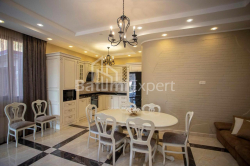 Жеке үй 500 м² - Петр Ибери, Гонио, Грузия