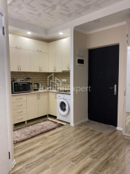 Пәтер 2-комн 45 m² - Джордж Брцкинвале, Batumi