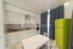 Жеке үй 4-комн 170 m² - әуежай тас жолы, Batumi