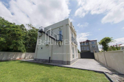 Жеке үй 170 м² - әуежай тас жолы, Batumi, Грузия