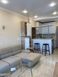 Пәтер 2-комн 55 m² - Батырлар аллеясы, Batumi