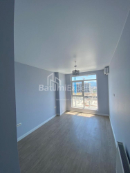 Пәтер 4-комн 121 m² - Лех және Мария Качинский, Batumi