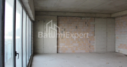 Пәтер 75.57 м² - Лех және Мария Качинский, Batumi, Грузия