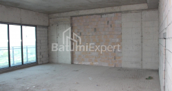 Пәтер 1-комн 75.6 m² - Лех және Мария Качинский, Batumi
