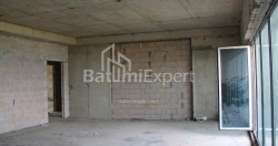 Пәтер 75.75 м² - Лех және Мария Качинский, Batumi, Грузия