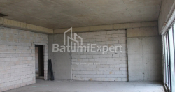 Пәтер 75.75 м² - Лех және Мария Качинский, Batumi, Грузия