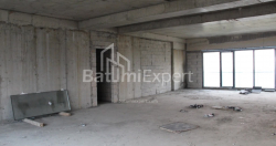 Пәтер 172.82 м² - Лех және Мария Качинский, Batumi, Грузия