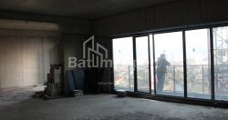 Пәтер 2-комн 89.4 m² - Лех және Мария Качинский, Batumi